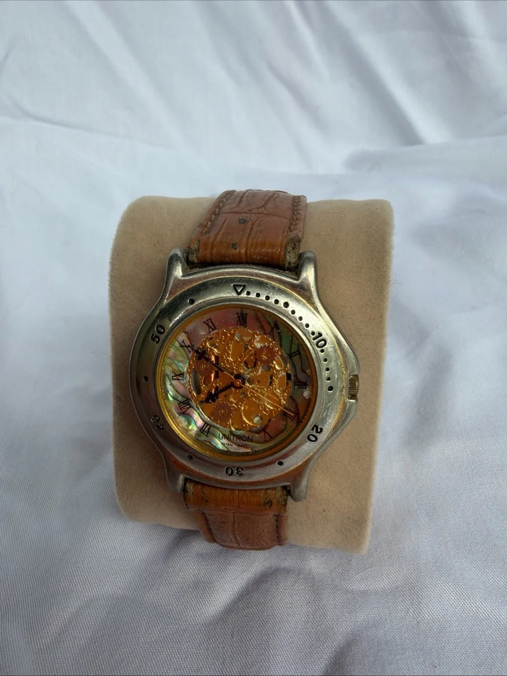 Men's Brown Leather Strap Mechanical Watch Does Not Work